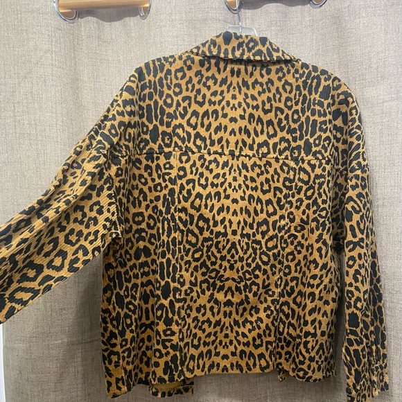 Leopard Print Jean Jacket - Picture 5 of 6